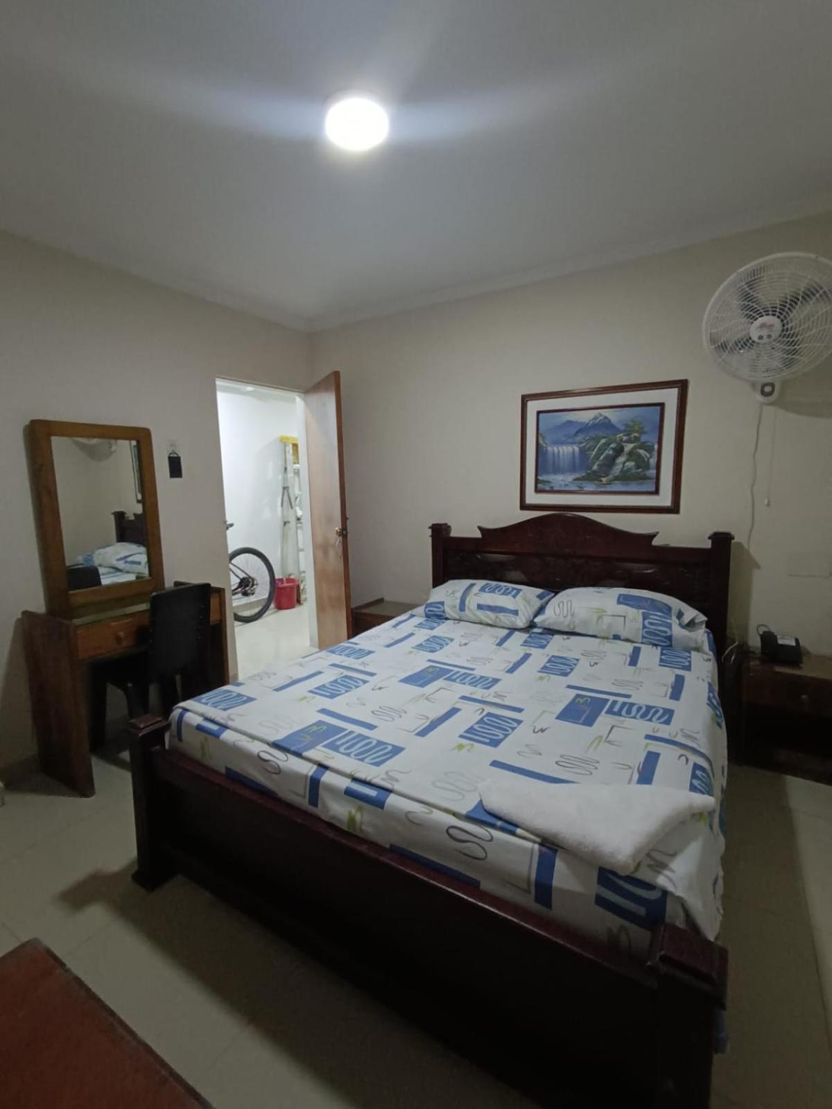 Hotel Granada Inn バランキージャ エクステリア 写真