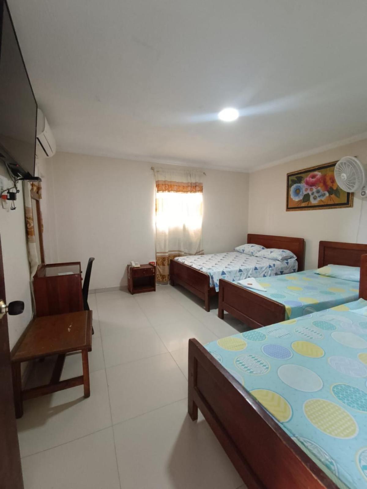 Hotel Granada Inn バランキージャ エクステリア 写真