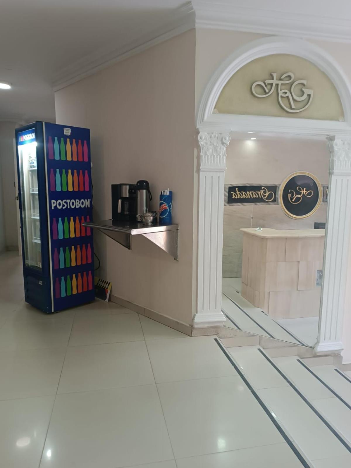 Hotel Granada Inn バランキージャ エクステリア 写真
