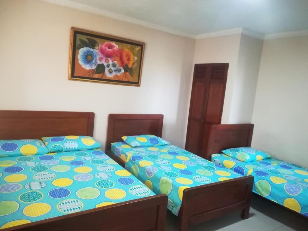 Hotel Granada Inn バランキージャ エクステリア 写真
