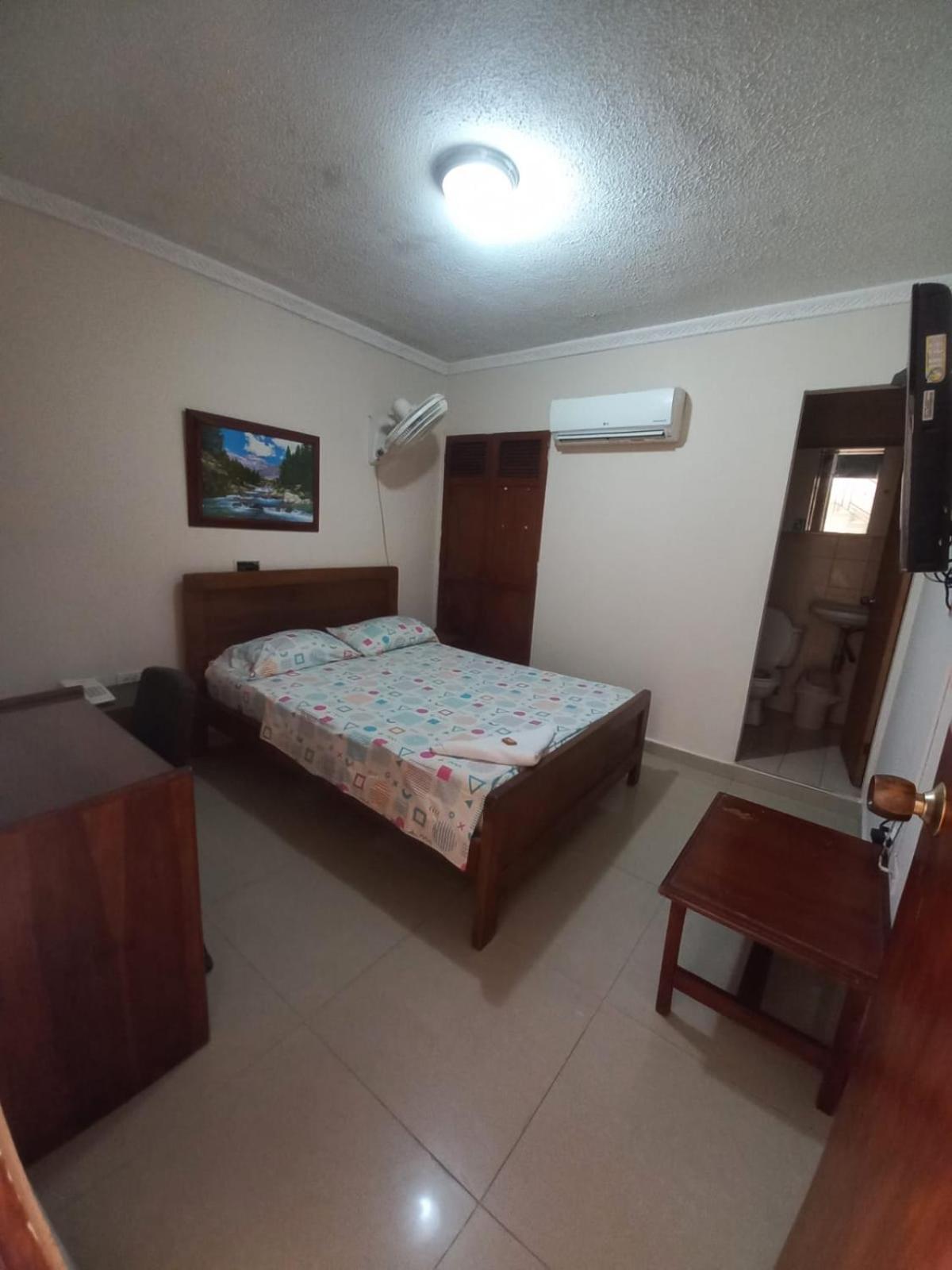 Hotel Granada Inn バランキージャ エクステリア 写真