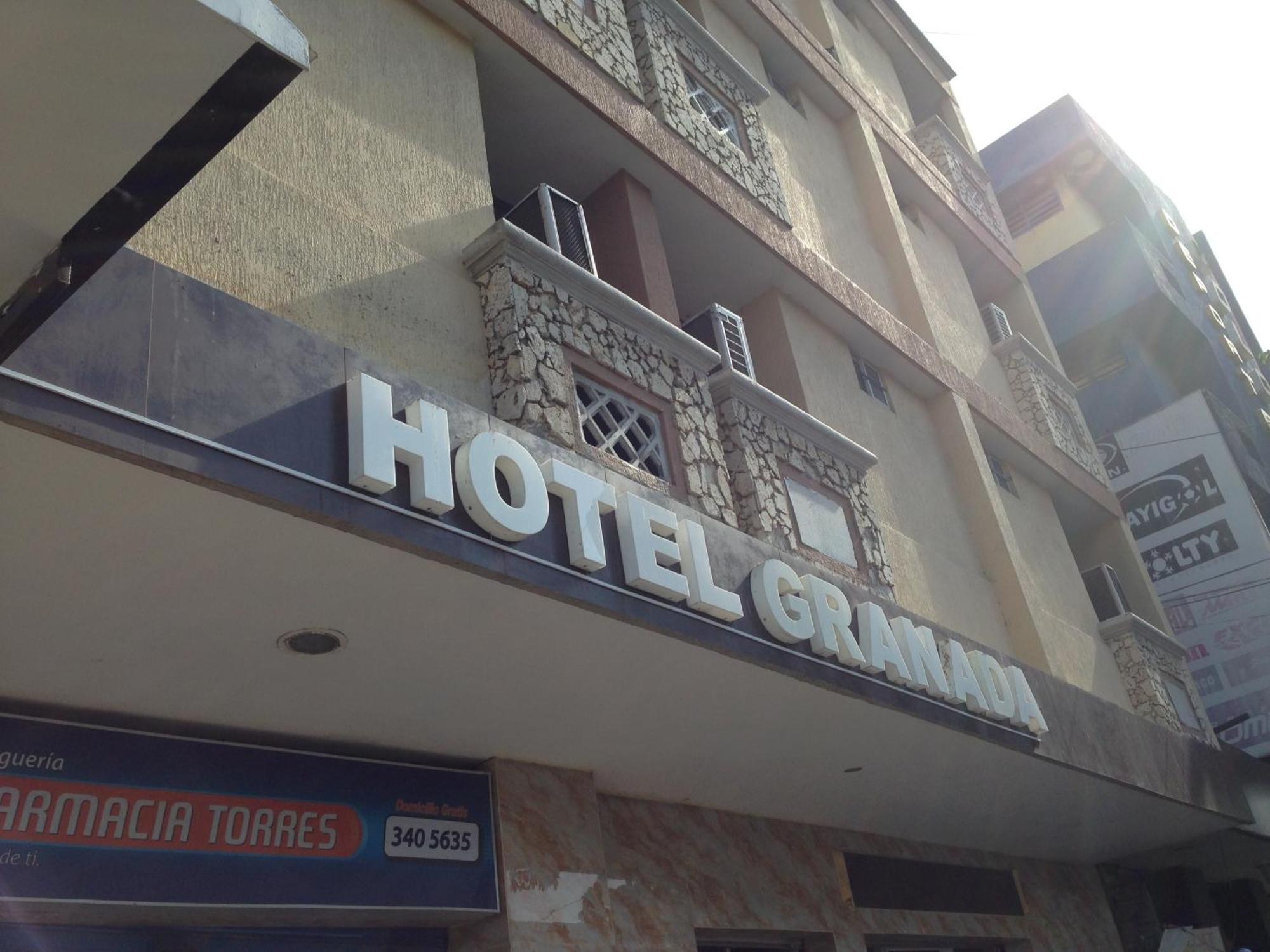 Hotel Granada Inn バランキージャ エクステリア 写真